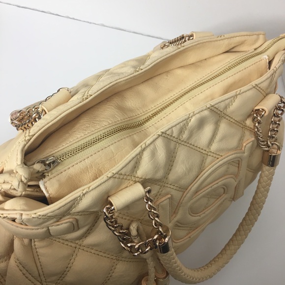 Bebe “Catherine” Butter Yellow Quilted Bag - Picture 11 of 16